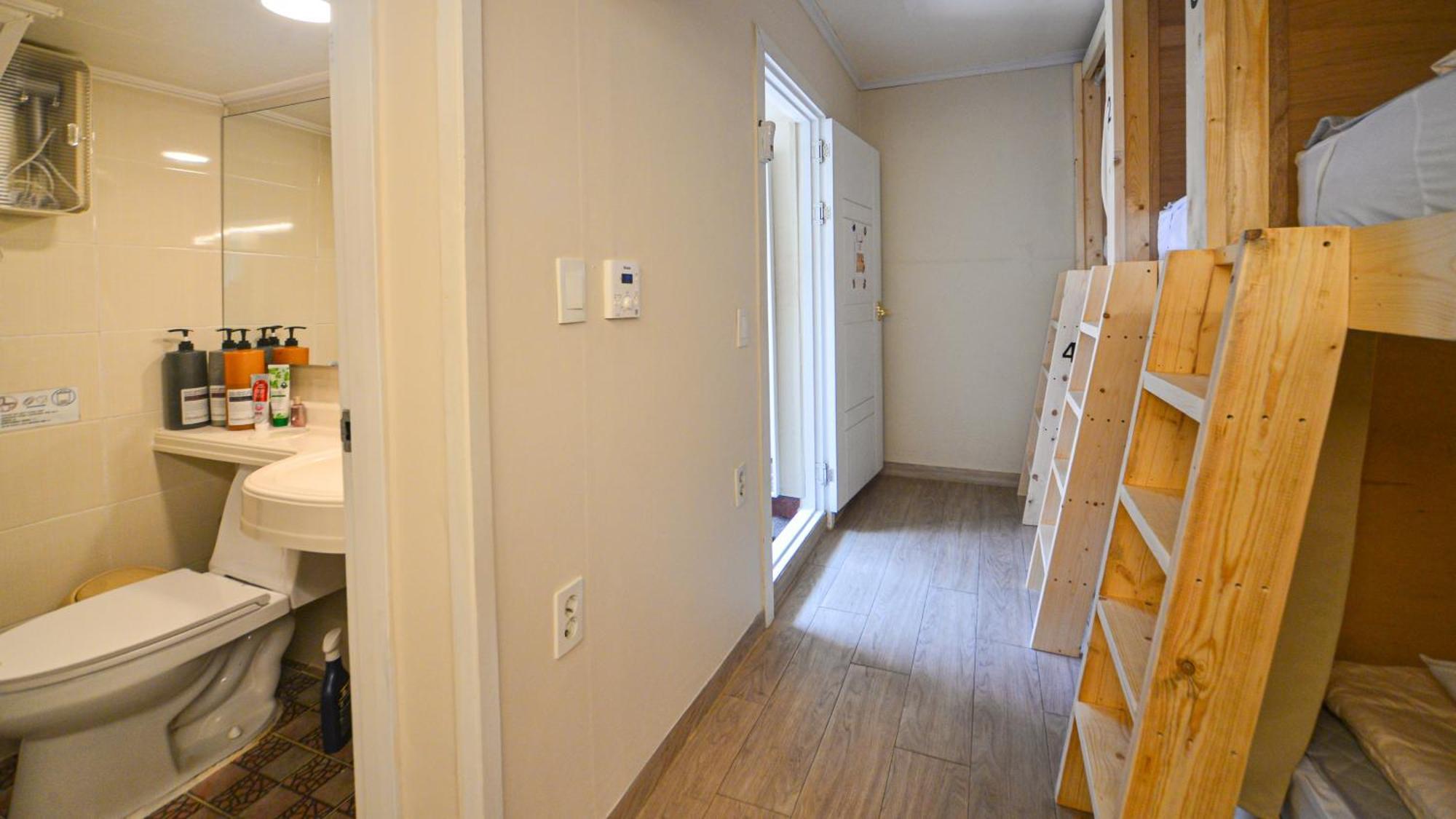Helloworld Guesthouse Seul Esterno foto